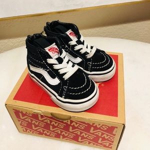 Vans infant boys SK8-HI Zip Black & White US 3